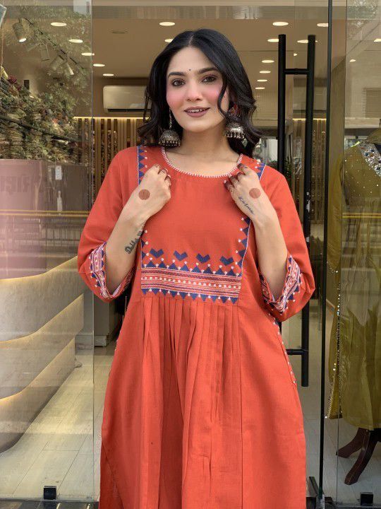 Cotton 60x60 Embroidered Kurti Pant Set with Pockets