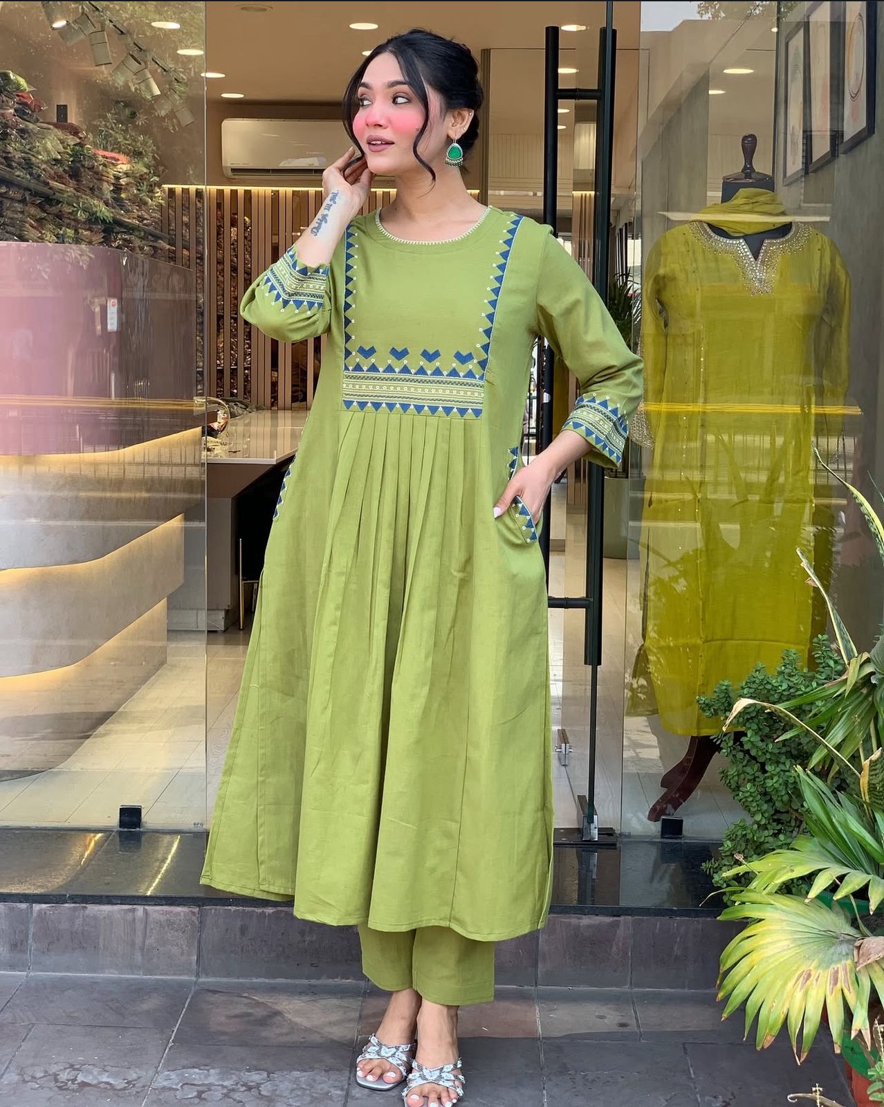 Cotton 60x60 Embroidered Kurti Pant Set with Pockets