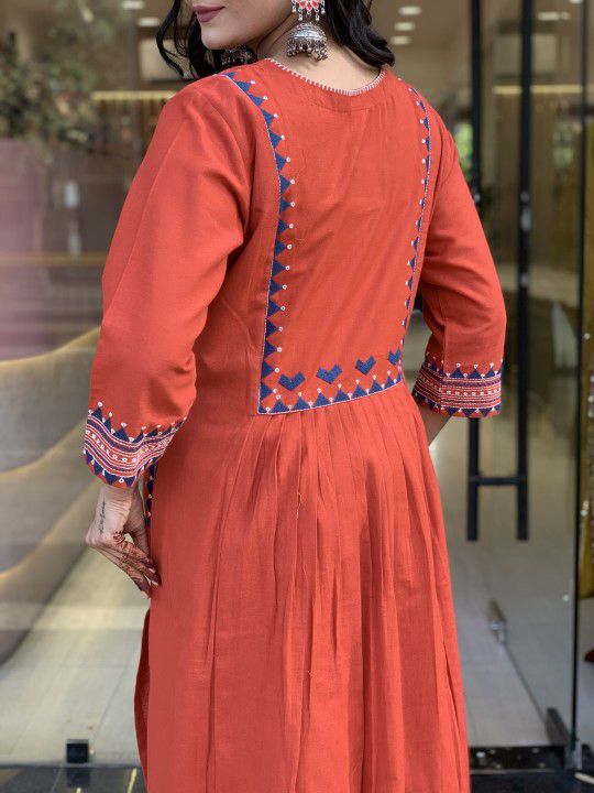 Cotton 60x60 Embroidered Kurti Pant Set with Pockets