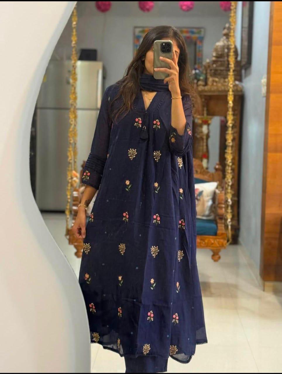 Cotton 60x60 Embroidered Kurti Pant with Dupatta Set