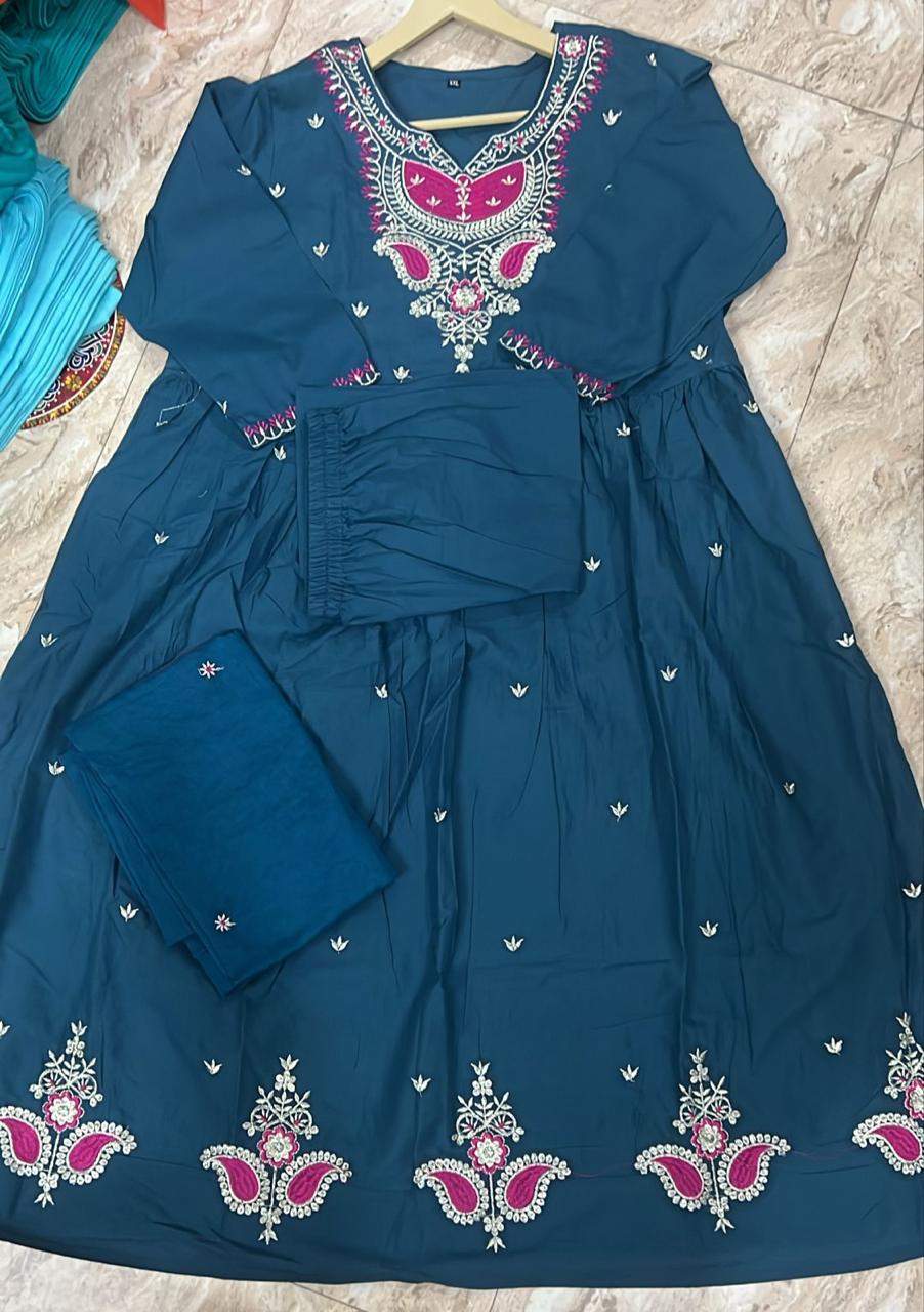 Cotton 60x60 Thread & Pintex Work Kurti Pant Dupatta Set