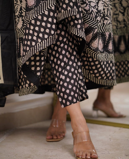 Cotton Angrakha Anarkali Kurti Set with Tagai & Kardhana Work, Printed Malmal Dupatta – 3 Piece Suit Set