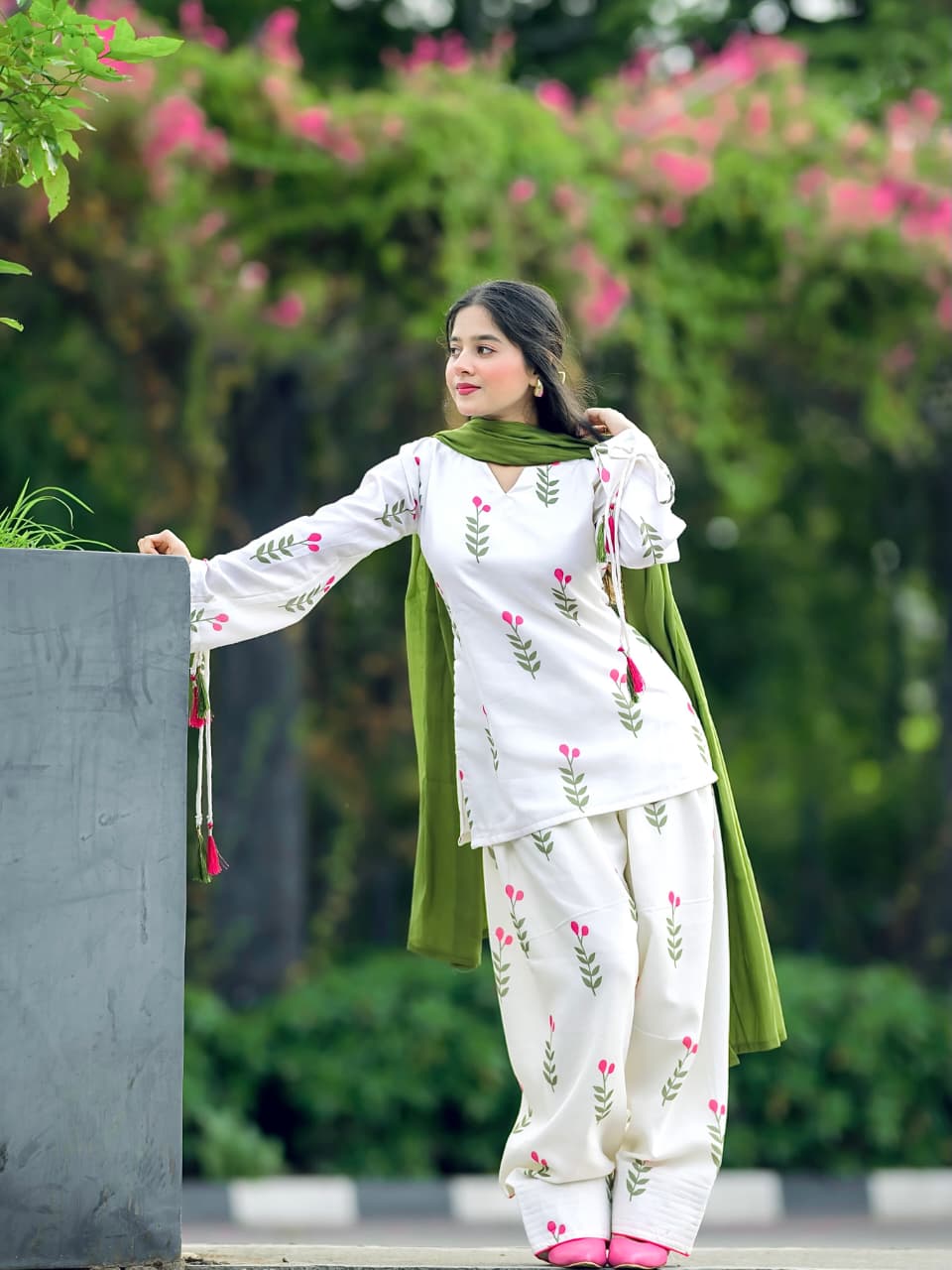 Cotton Farshi Pant Suit Set with Dupatta & Sleeve Latkan