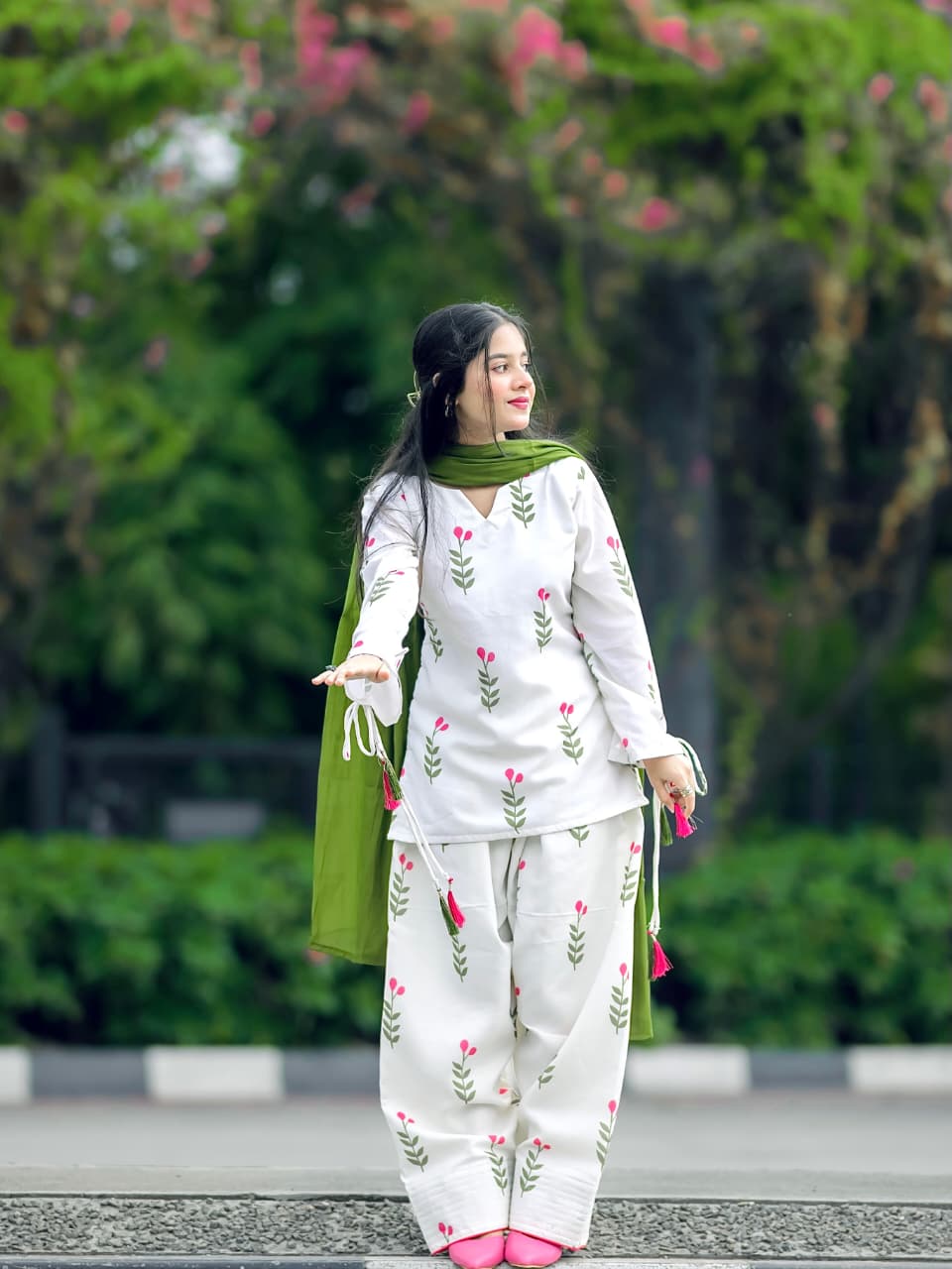 Cotton Farshi Pant Suit Set with Dupatta & Sleeve Latkan