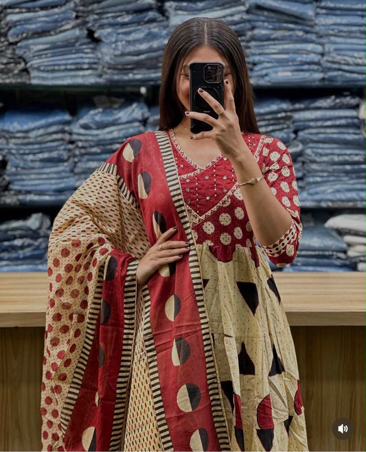 Cotton Flair Ghera Kurti Set with Printed Pant & Mal Mal Dupatta