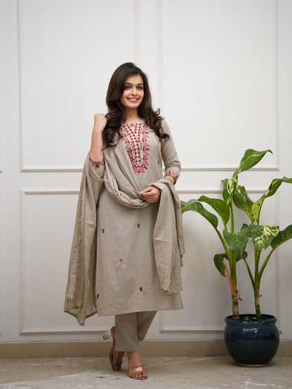 Cotton Kurti Pant Set with Malmal Dupatta