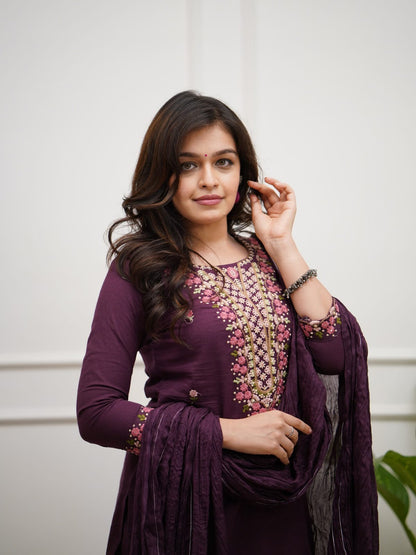 Cotton Kurti Pant Set with Malmal Dupatta