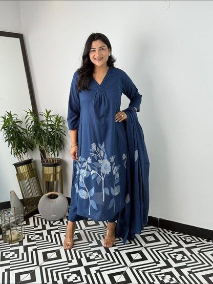 Cotton Kurti Pant Set with Mulmul Dupatta & Neckline Work