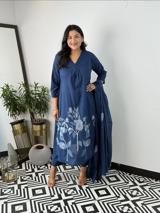 Cotton Kurti Pant Set with Mulmul Dupatta & Neckline Work