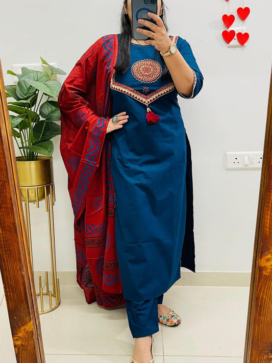 Cotton Kurti with Pant & Malmal Dupatta | Fully Stitched Set