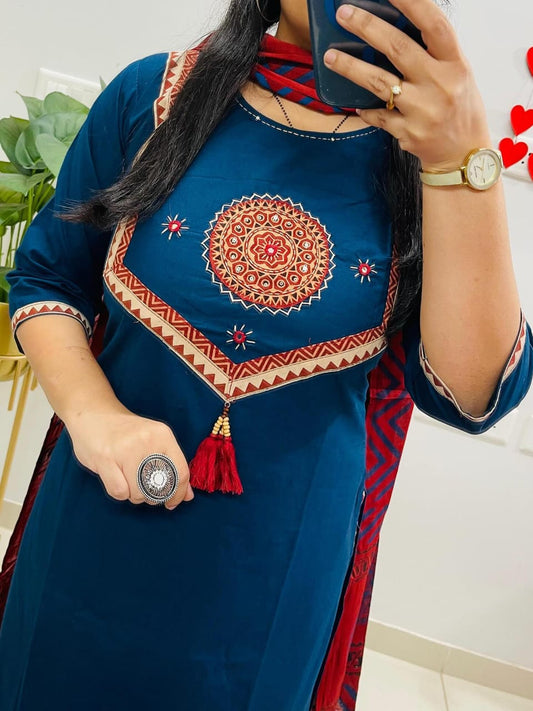 Cotton Kurti with Pant & Malmal Dupatta | Fully Stitched Set