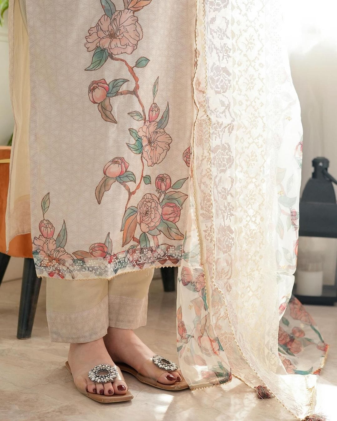 Cotton Lilan Cotton Digital Print Kurti Pant Dupatta Set with Organza Dupatta & Embroidery