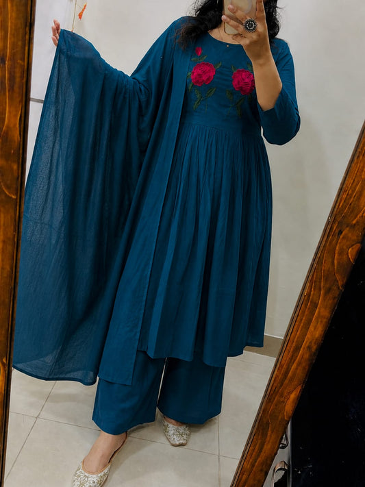 Cotton Natra Cut Kurta Pant Set with Malmal Dupatta & Embroidery