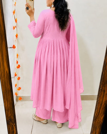 Cotton Natra Cut Kurta Pant Set with Malmal Dupatta & Embroidery