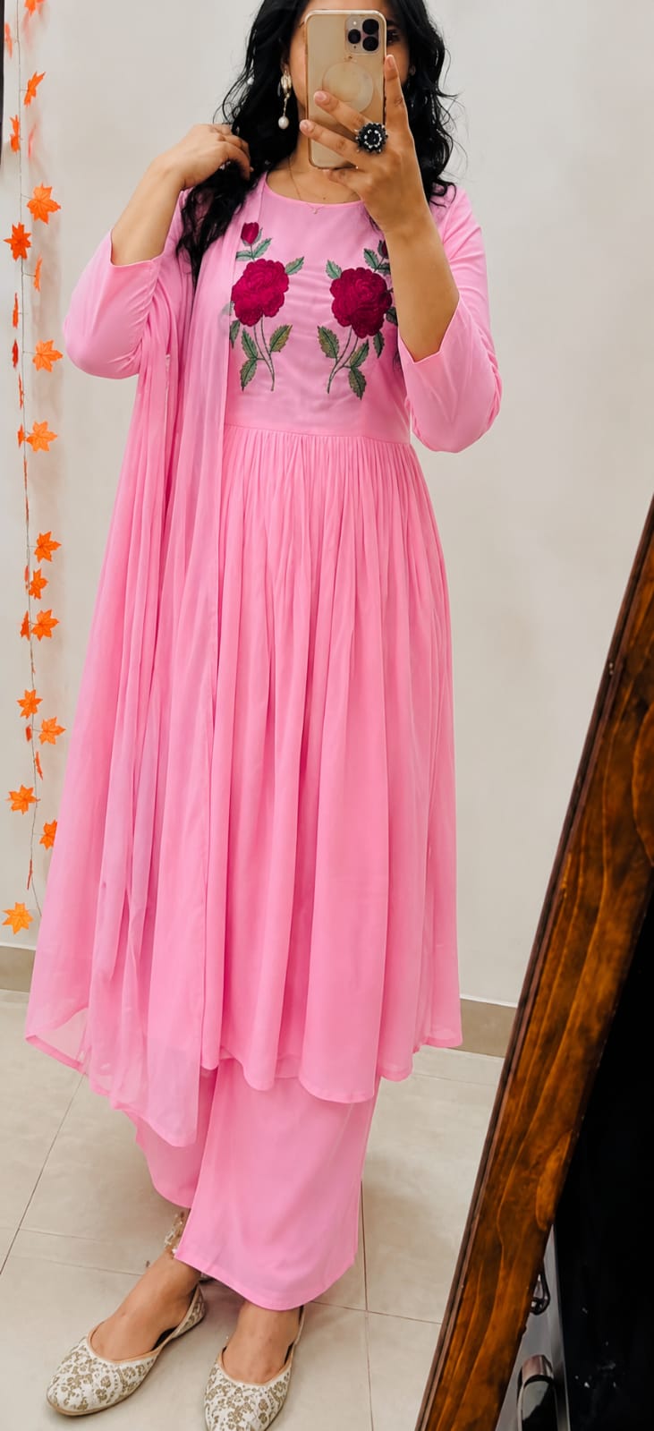 Cotton Natra Cut Kurta Pant Set with Malmal Dupatta & Embroidery