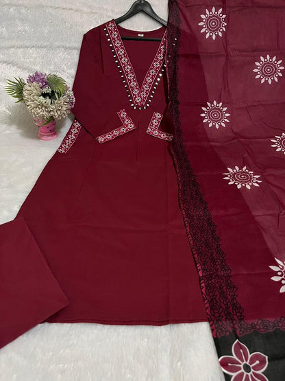 Cotton Printed Kurti Pant Set with Mulmul Dupatta for Women