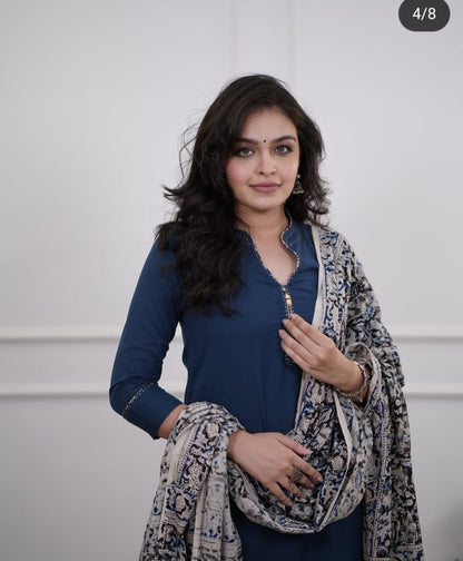 Cotton Slub Kurti Pant Dupatta Set with Katha Thread Work & Chanderi Digital Print Dupatta