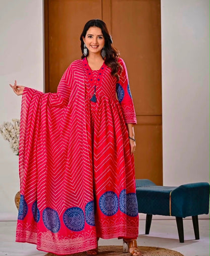 Cotton V-Neck Ghera Procin Bandhej Print Suit Set with Pant & Dupatta