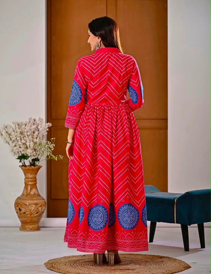 Cotton V-Neck Ghera Procin Bandhej Print Suit Set with Pant & Dupatta