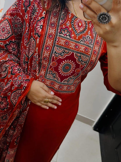 Cotton Work Kurti with Pant & Malmal Dupatta | Fully Stitched Set