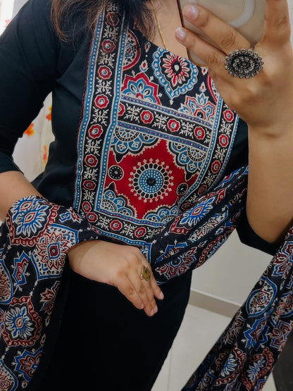 Cotton Work Kurti with Pant & Malmal Dupatta | Fully Stitched Set