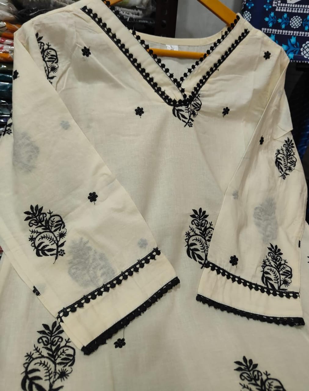 Cream Cotton 60x60 Embroidered Kurti Pant Dupatta Set with Lace Work