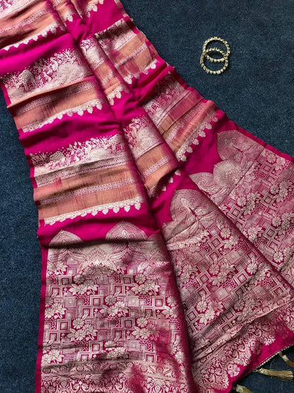 Crepe Silk Weaving Paithani Saree with Golden Zari Border & Woven Pallu