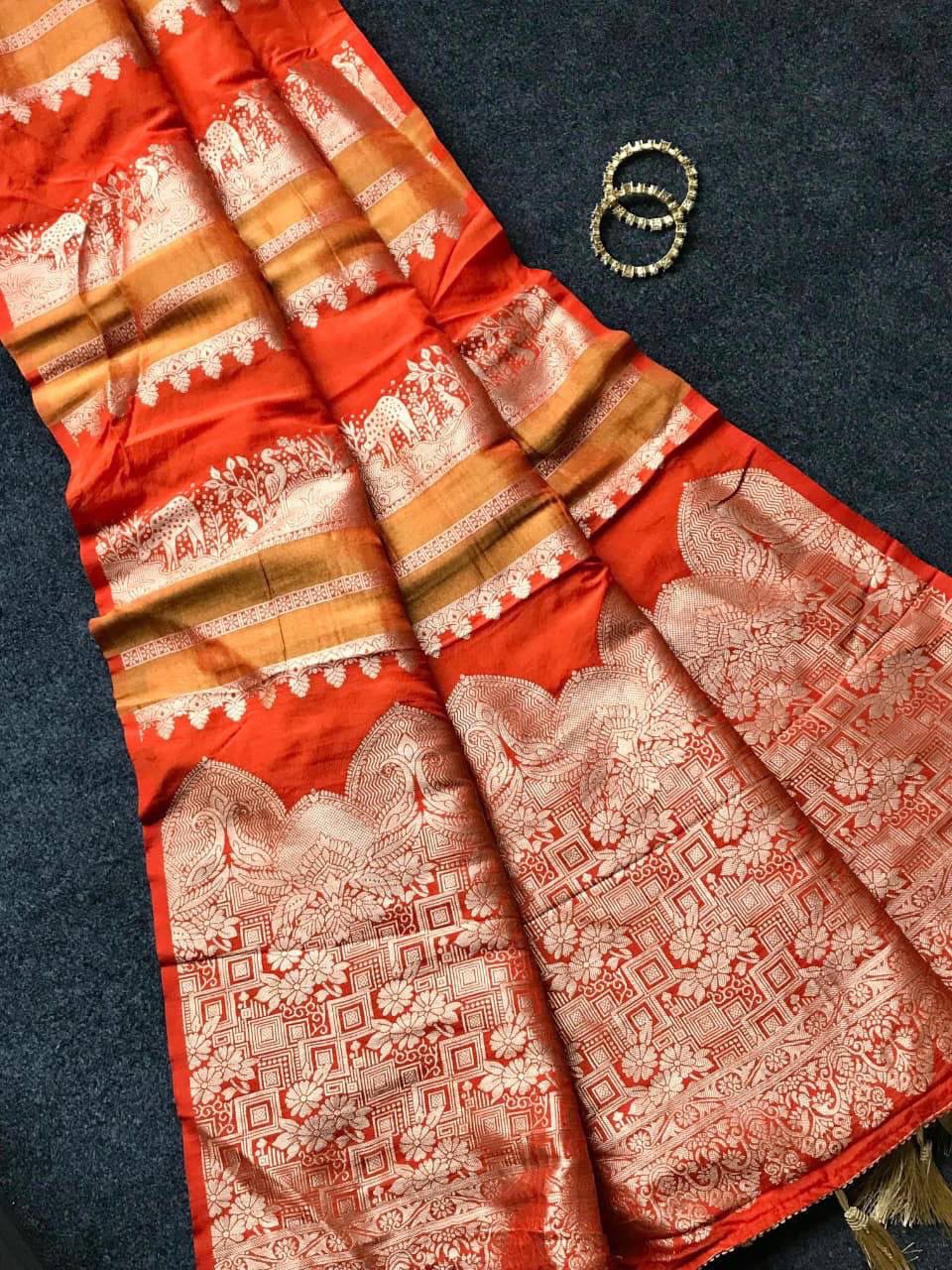 Crepe Silk Weaving Paithani Saree with Golden Zari Border & Woven Pallu