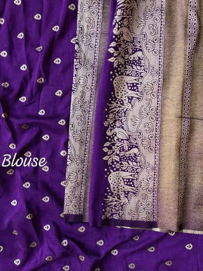 Crepe Silk Weaving Paithani Saree with Golden Zari Border & Woven Pallu