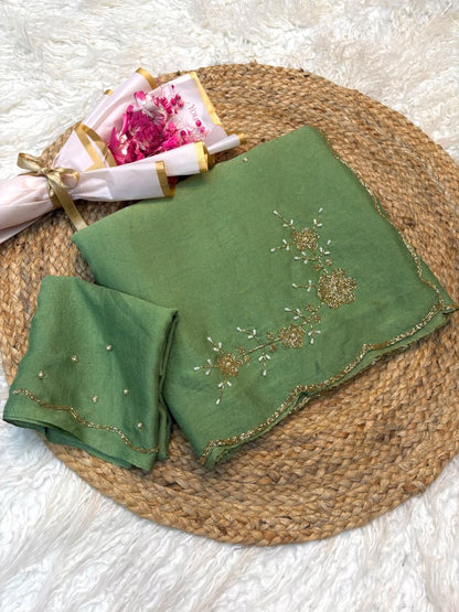 Crush Rangoli Saree with 3 Butta Work Design