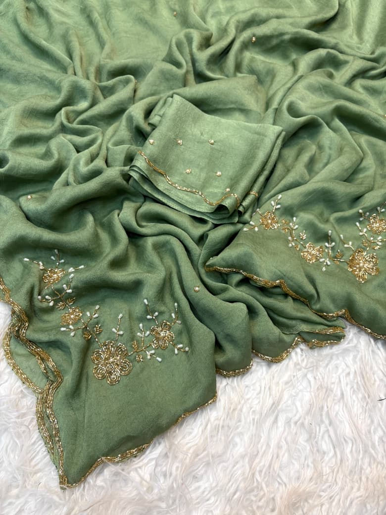 Crush Rangoli Saree with 3 Butta Work Design