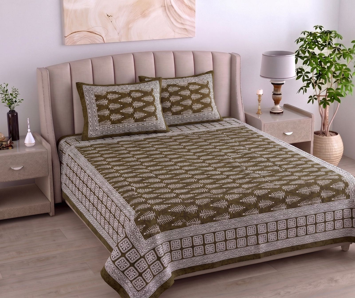 Daabu Print Cotton 300 TC Bedsheet with 2 Pillow Covers – 95×108 Inches