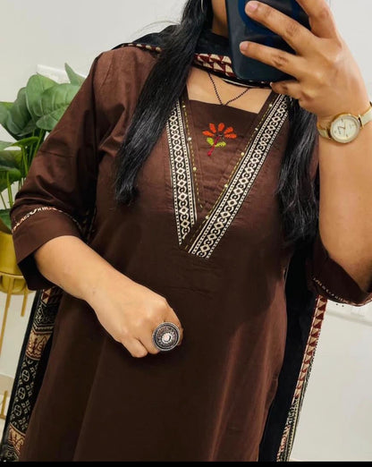 Embroidered Cotton 60x60 Kurta Pant with Dupatta Set