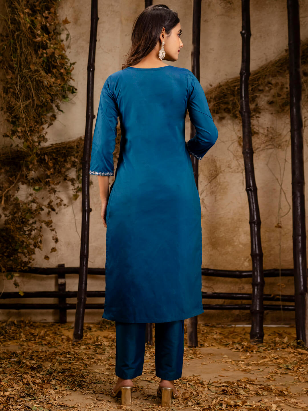 Embroidered Silk Blend Kurta Trouser Set with Organza Dupatta