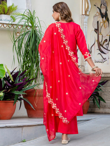 Floral Thread Embroidered Silk Blend Kurta Pant Dupatta Suit Set