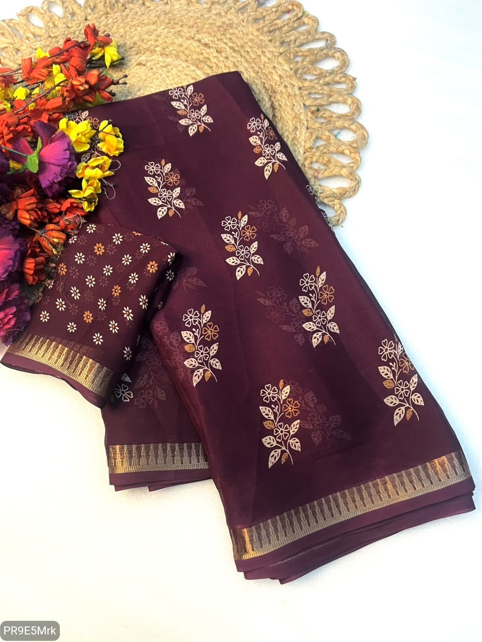 Flower Marshmallow Georgette Jacquard Weaving Saree with Running Blouse