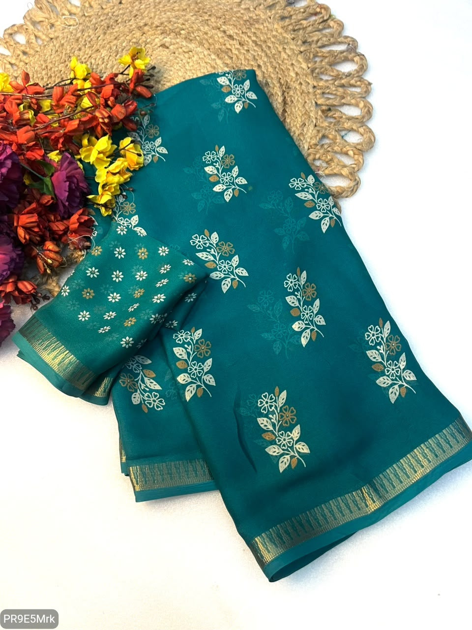 Flower Marshmallow Georgette Jacquard Weaving Saree with Running Blouse