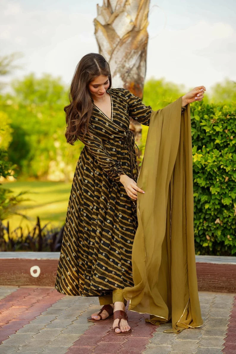 Shop Printed Cotton Yellow Anarkali Suit With Red Dupatta Work Wear Online  at Best Price | Cbazaar