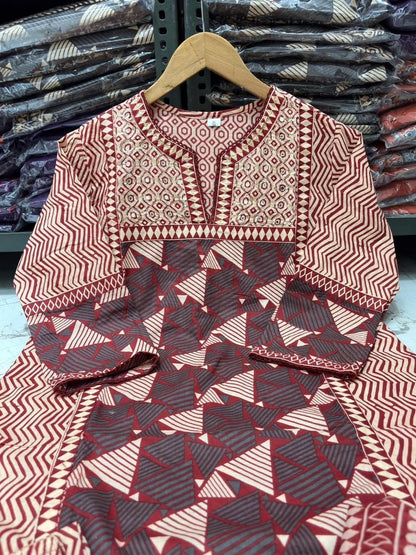 Jaipuri Printed Cotton Kurti Set with Printed Pant & Malmal Dupatta