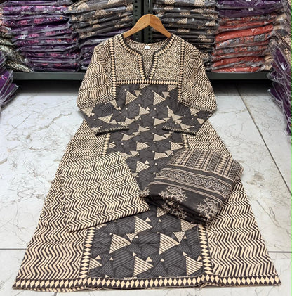 Jaipuri Printed Cotton Kurti Set with Printed Pant & Malmal Dupatta