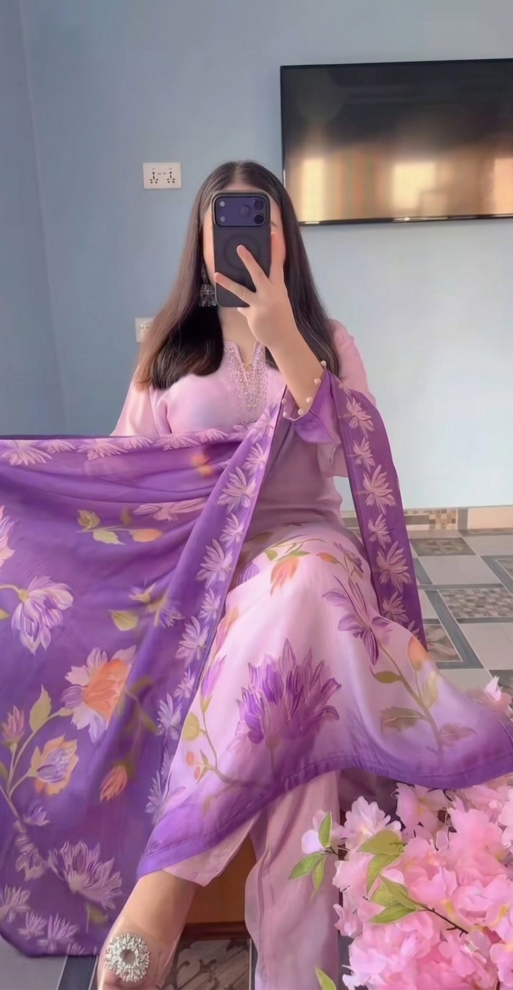 Lavender Flowy Silk Floral Print Kurti Pant & Dupatta 3-Piece Set