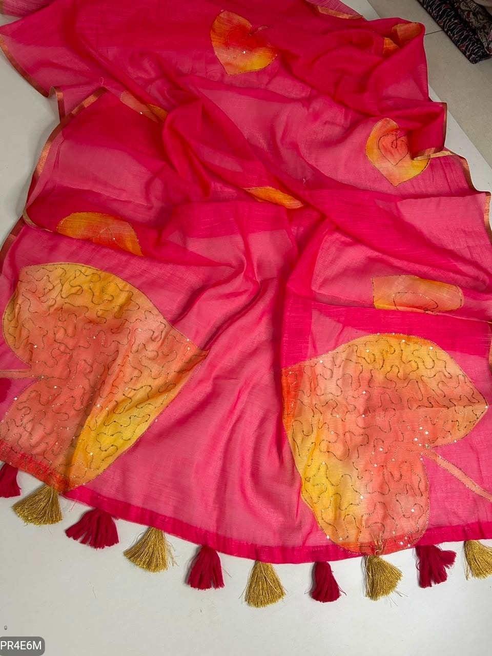 Linen Print Saree with Work & Blouse Piece