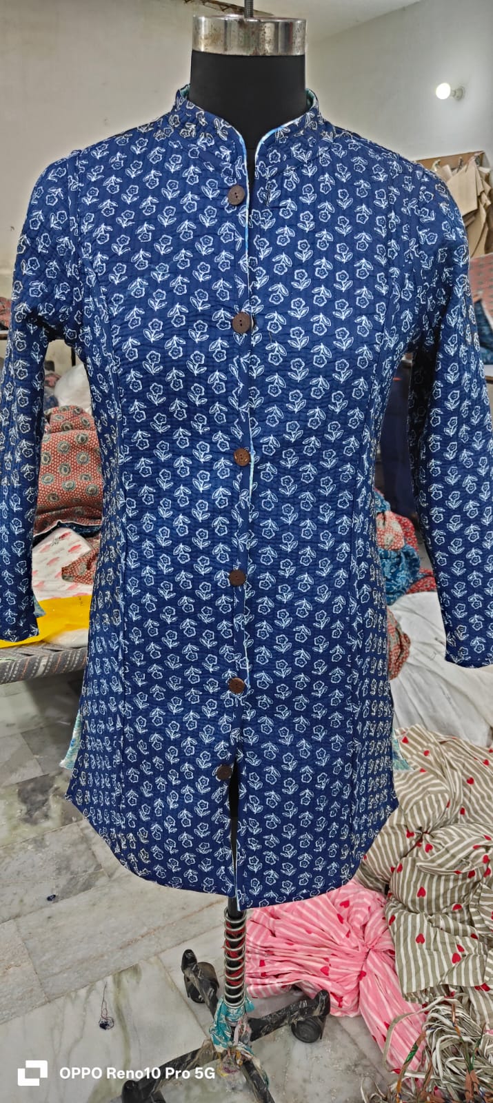 Long Reversible Quilted Cotton Coat with Pockets – 37 Inch