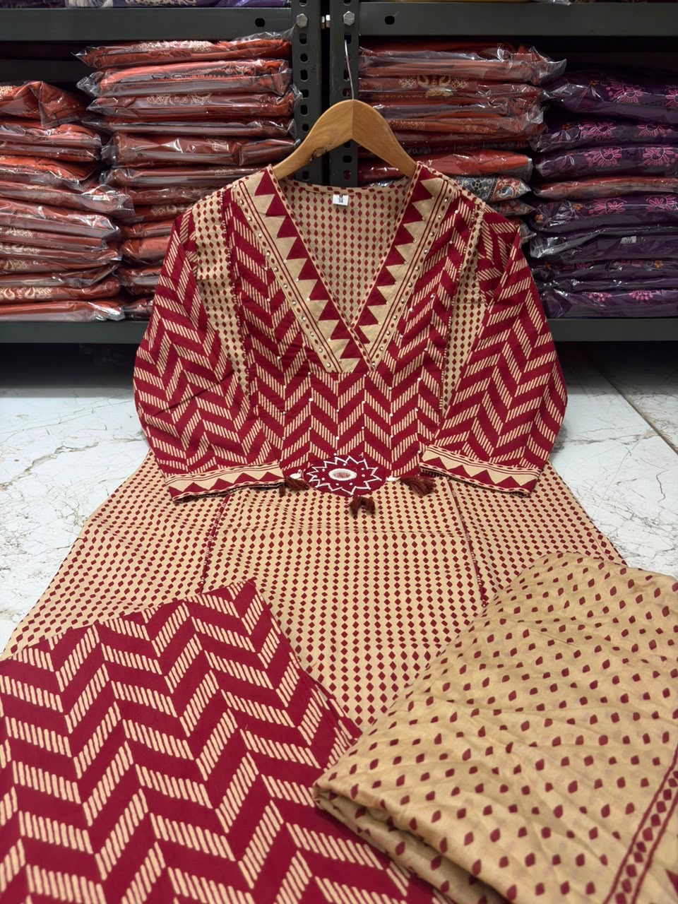 Maroon Chevron Print Cotton Suit Set with Malmal Dupatta – 3 Piece Set