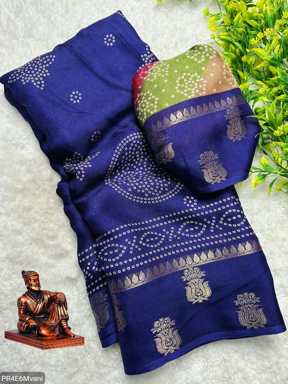 Marshmallow Gold Jacquard Saree with Bandhani Ajrakh Print Border
