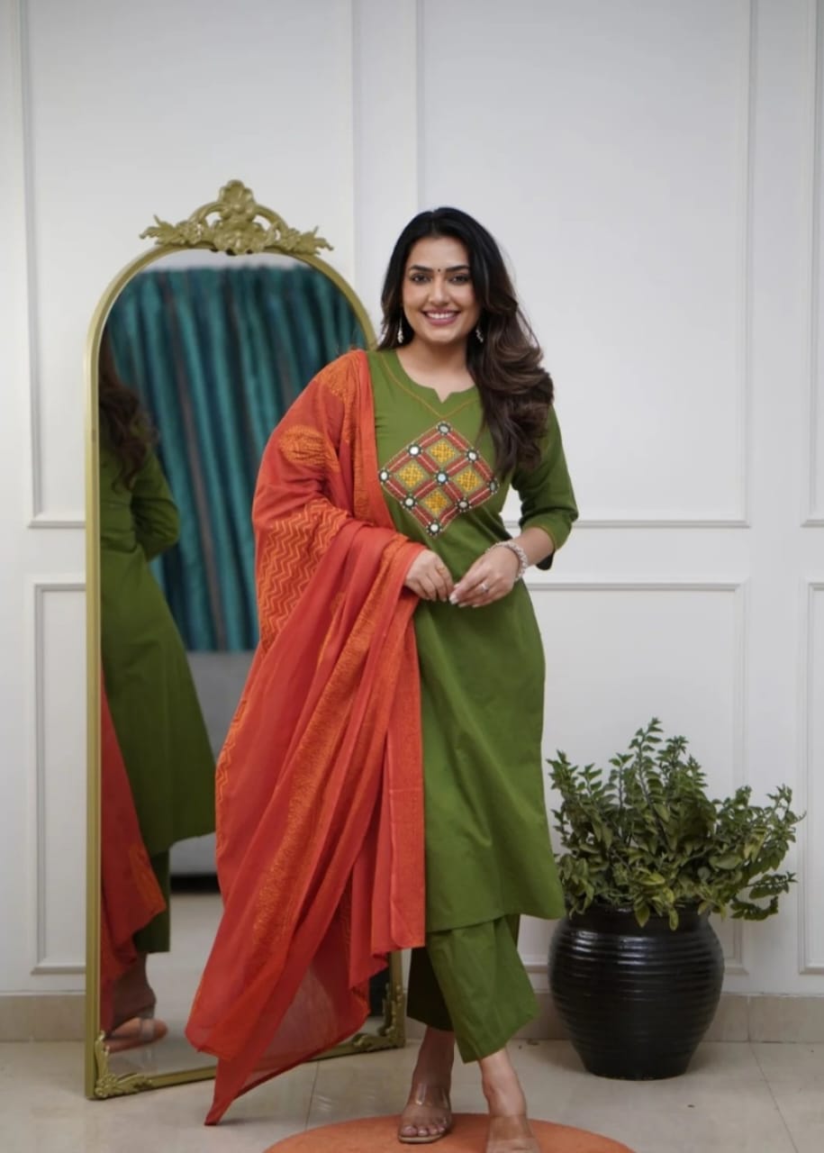 Mehandi Green Cotton Kurta Pant Dupatta Set with Embroidery