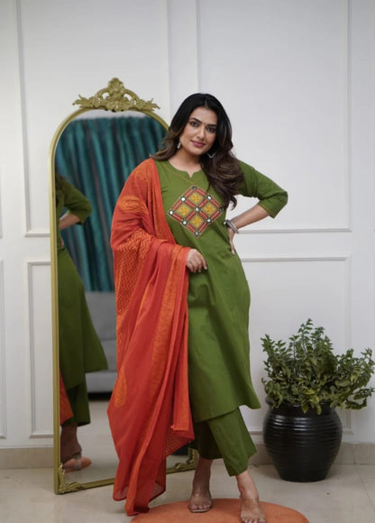 Mehandi Green Cotton Kurta Pant Dupatta Set with Embroidery