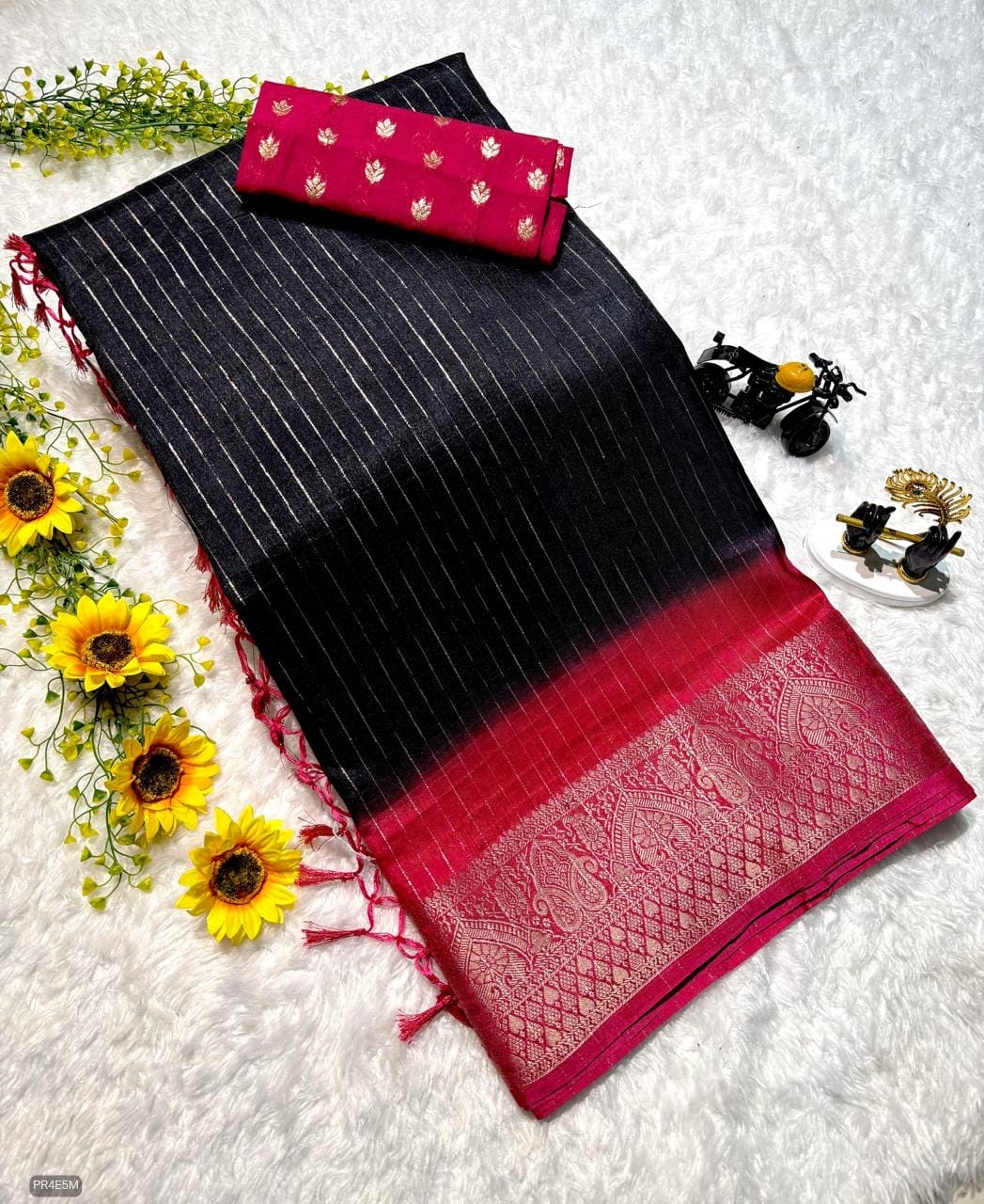 Mysore Silk Saree with Weaving & Blouse Piece