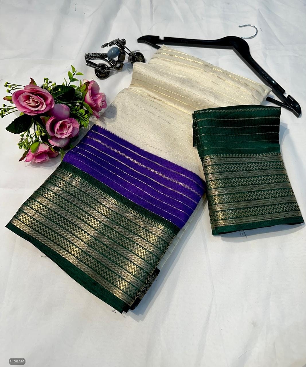Mysore Silk Saree with Weaving & Blouse Piece