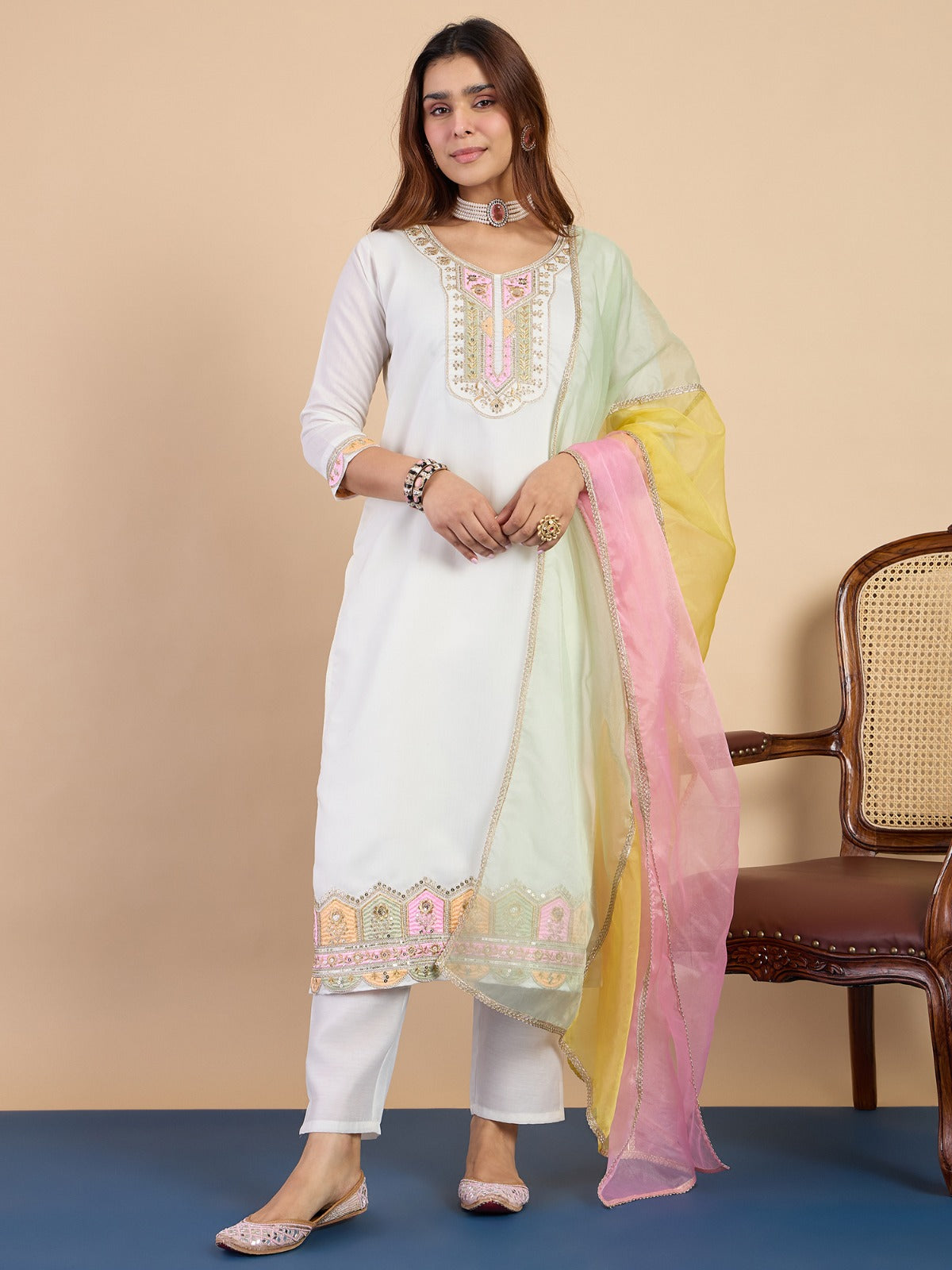 Off-White Silk Blend Kurta Pant Set with Lace Border Dupatta